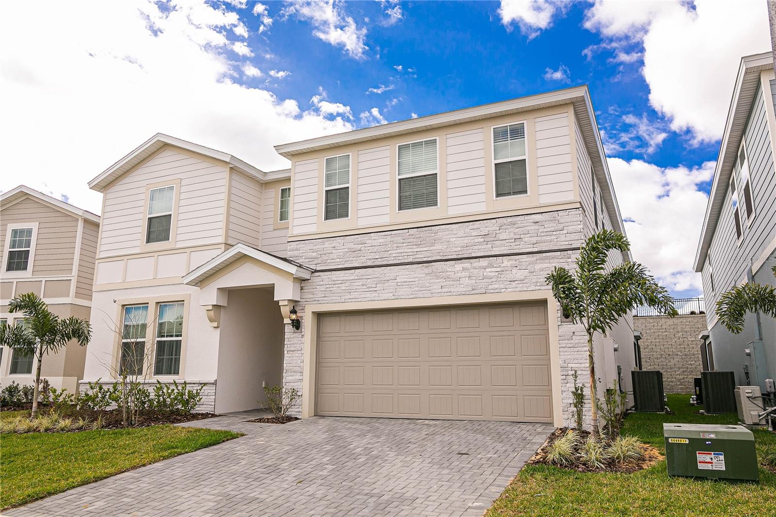 2280 Lelani Cir, Davenport, FL 33897