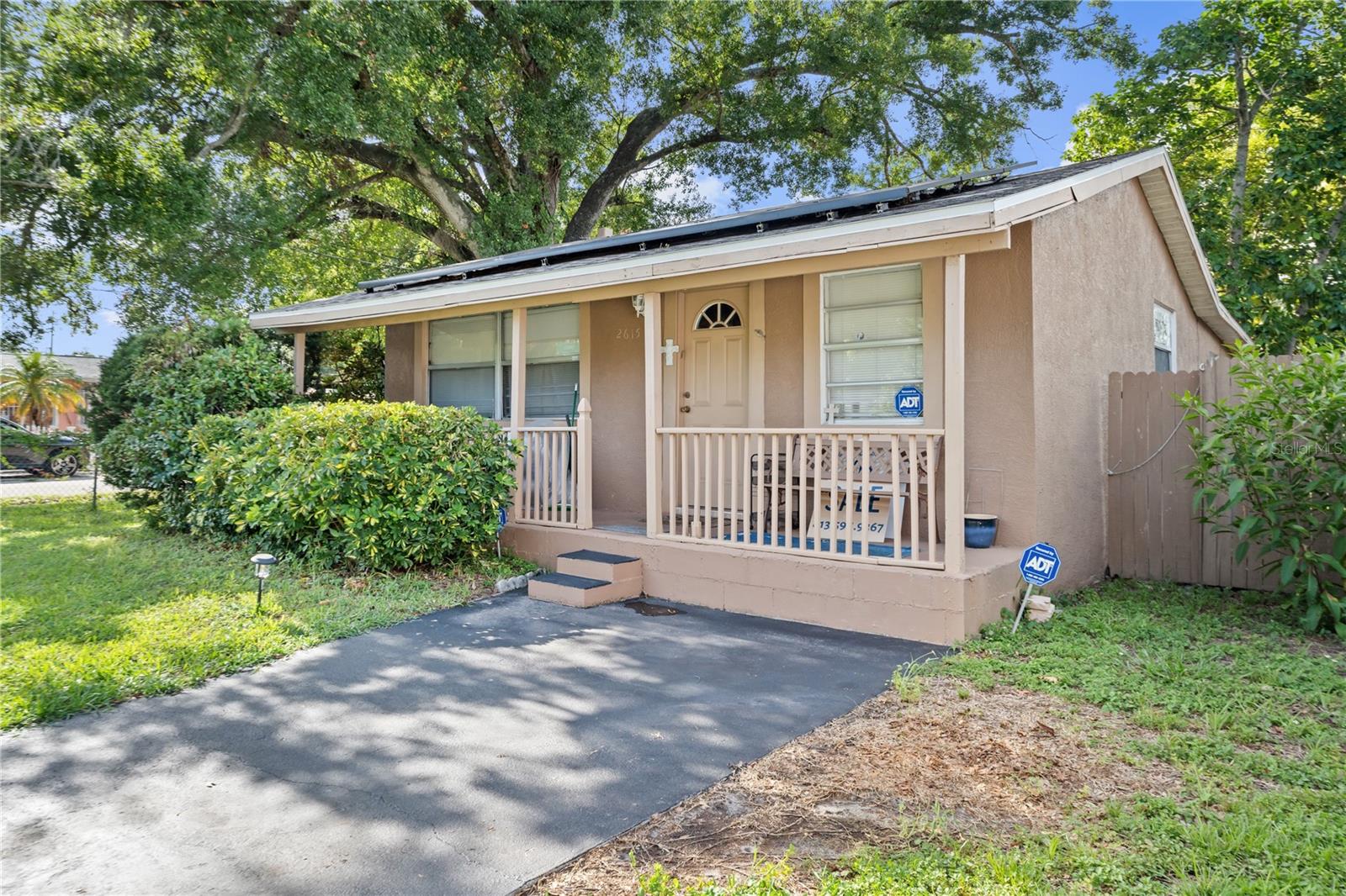 2615 Comanche Ave, Tampa, FL 33614