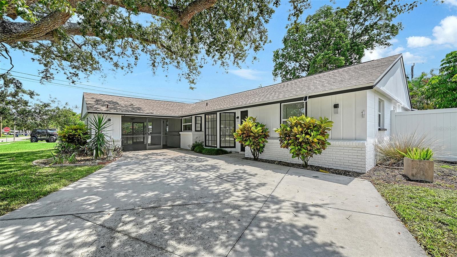 6711 S Lockwood Ridge Rd, Sarasota, FL 34231 photo