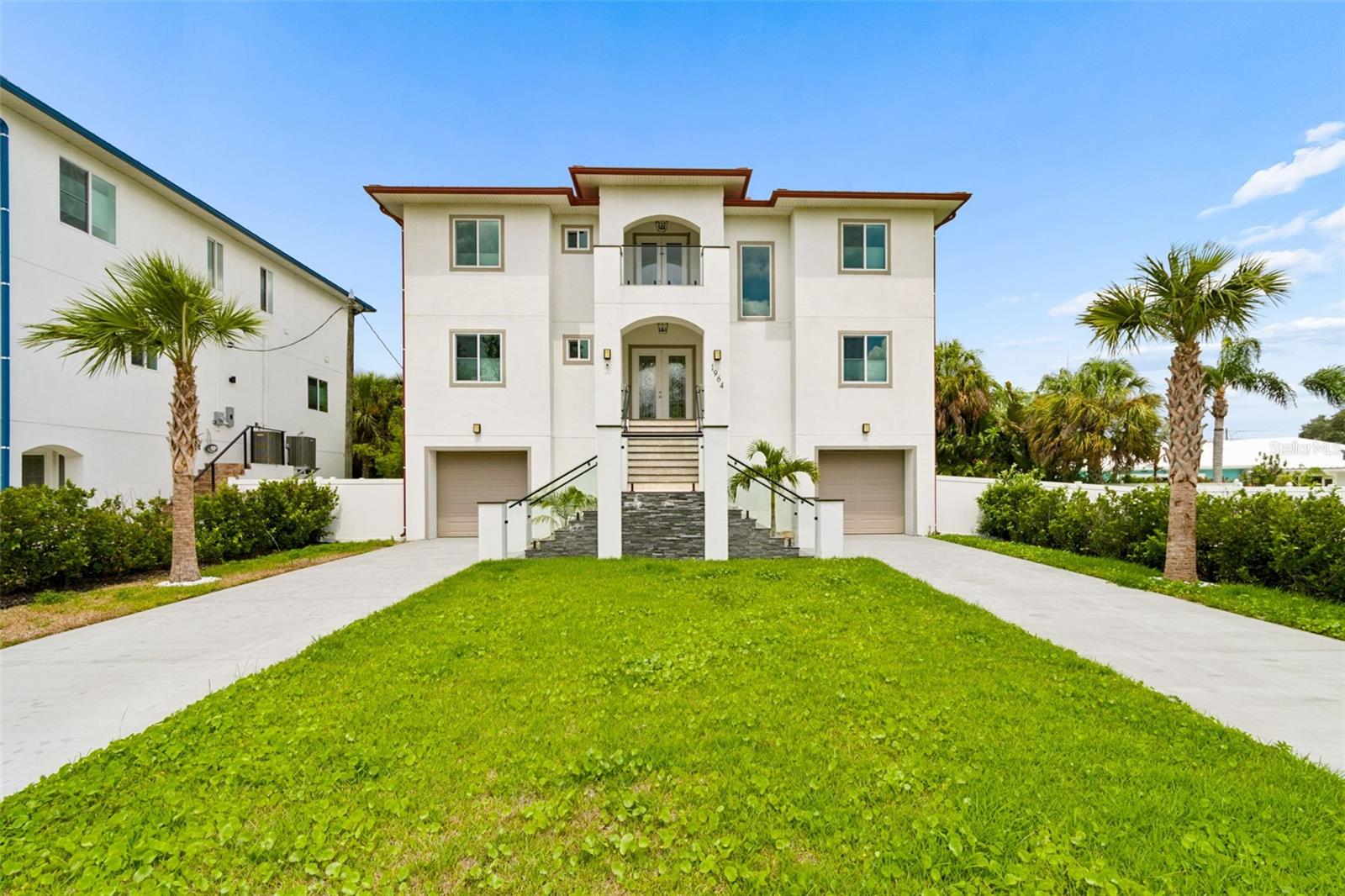 1964 Cedar Dr, Dunedin, FL 34698 photo