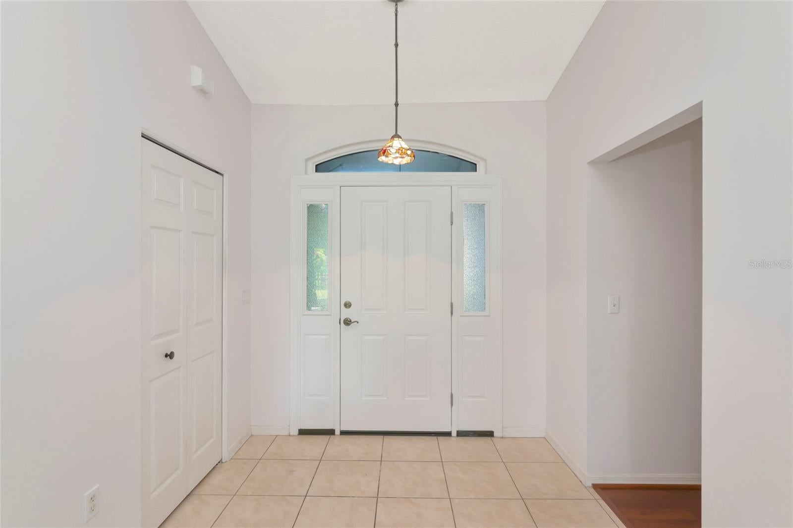 2405 Icecapade Dr, Sarasota, FL 34240 photo