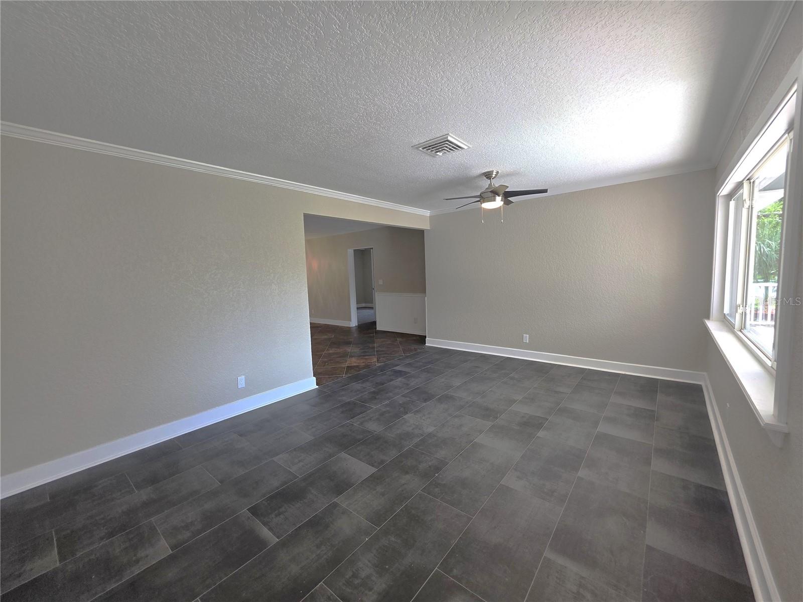 8990 123 Way, Seminole, FL 33772 photo