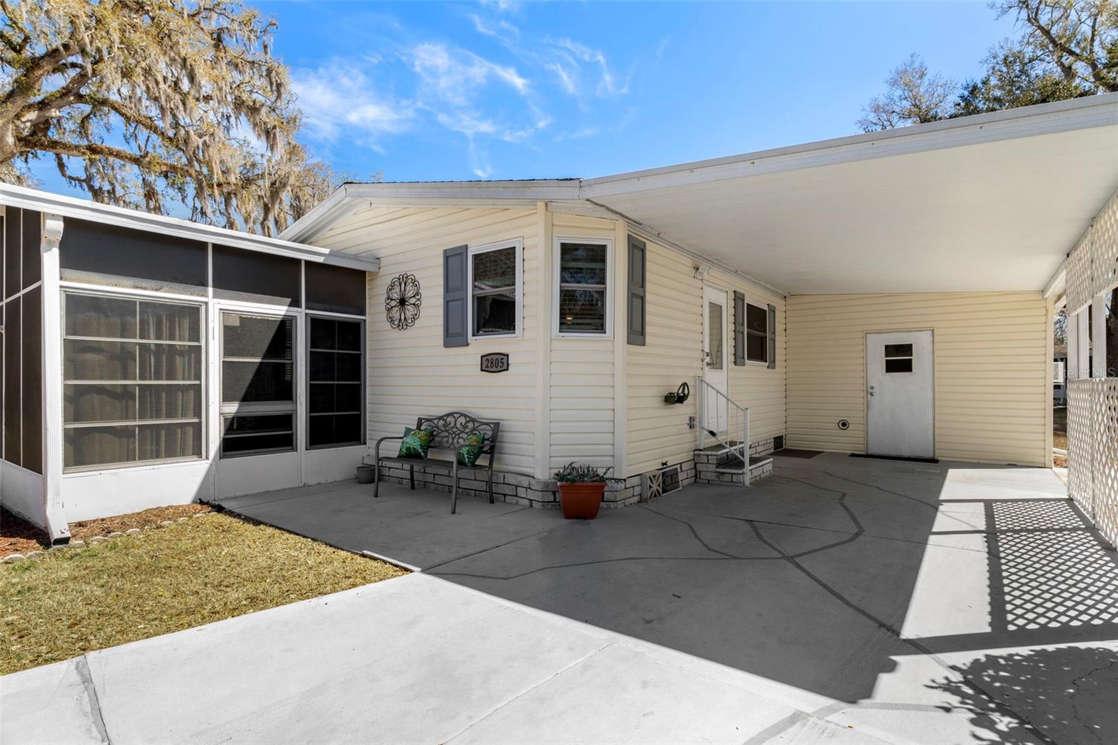 2805 Kingswood Cir, Brooksville, FL 34604 photo