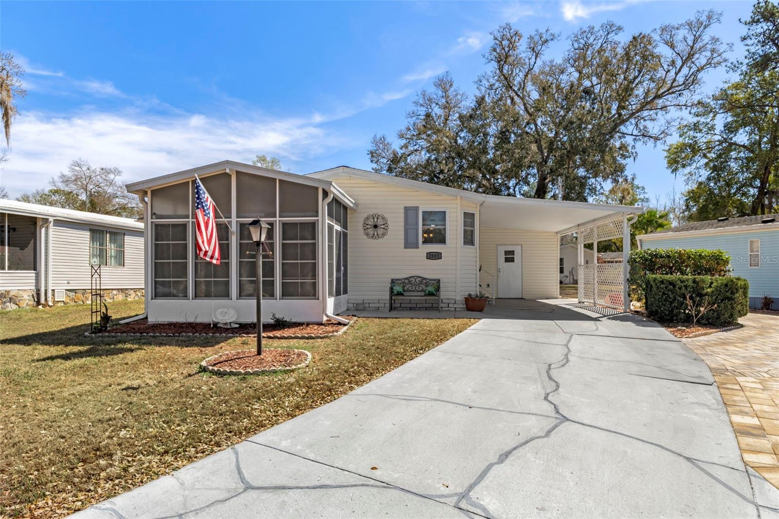 2805 Kingswood Cir, Brooksville, FL 34604 photo