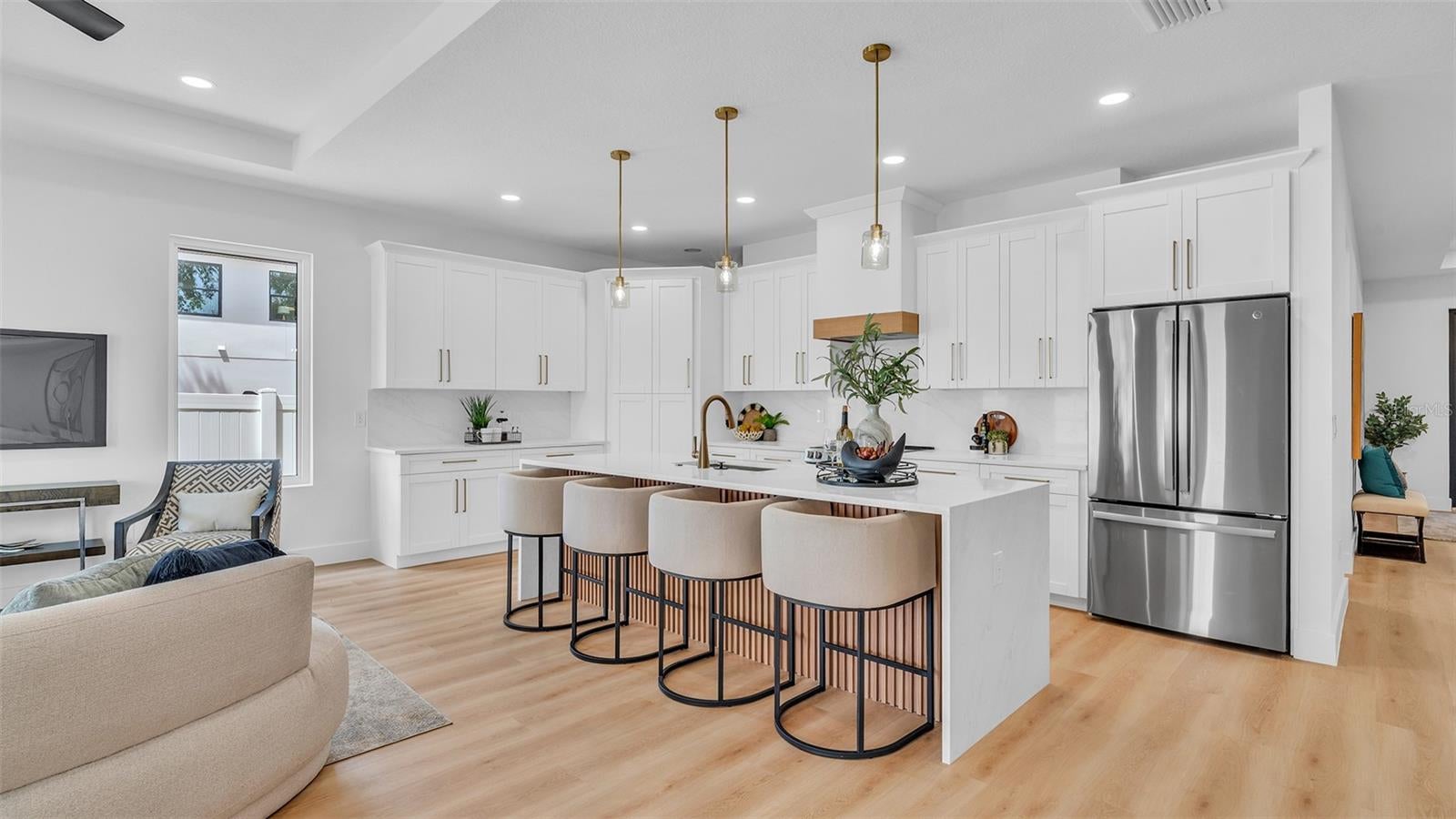 4428 57 Ave, Saint Petersburg, FL 33714 photo