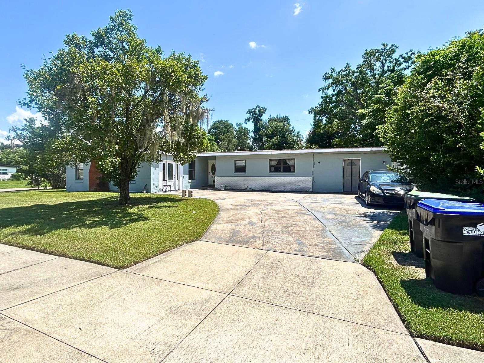 6233 Oakcrest Cir, Orlando, FL 32808