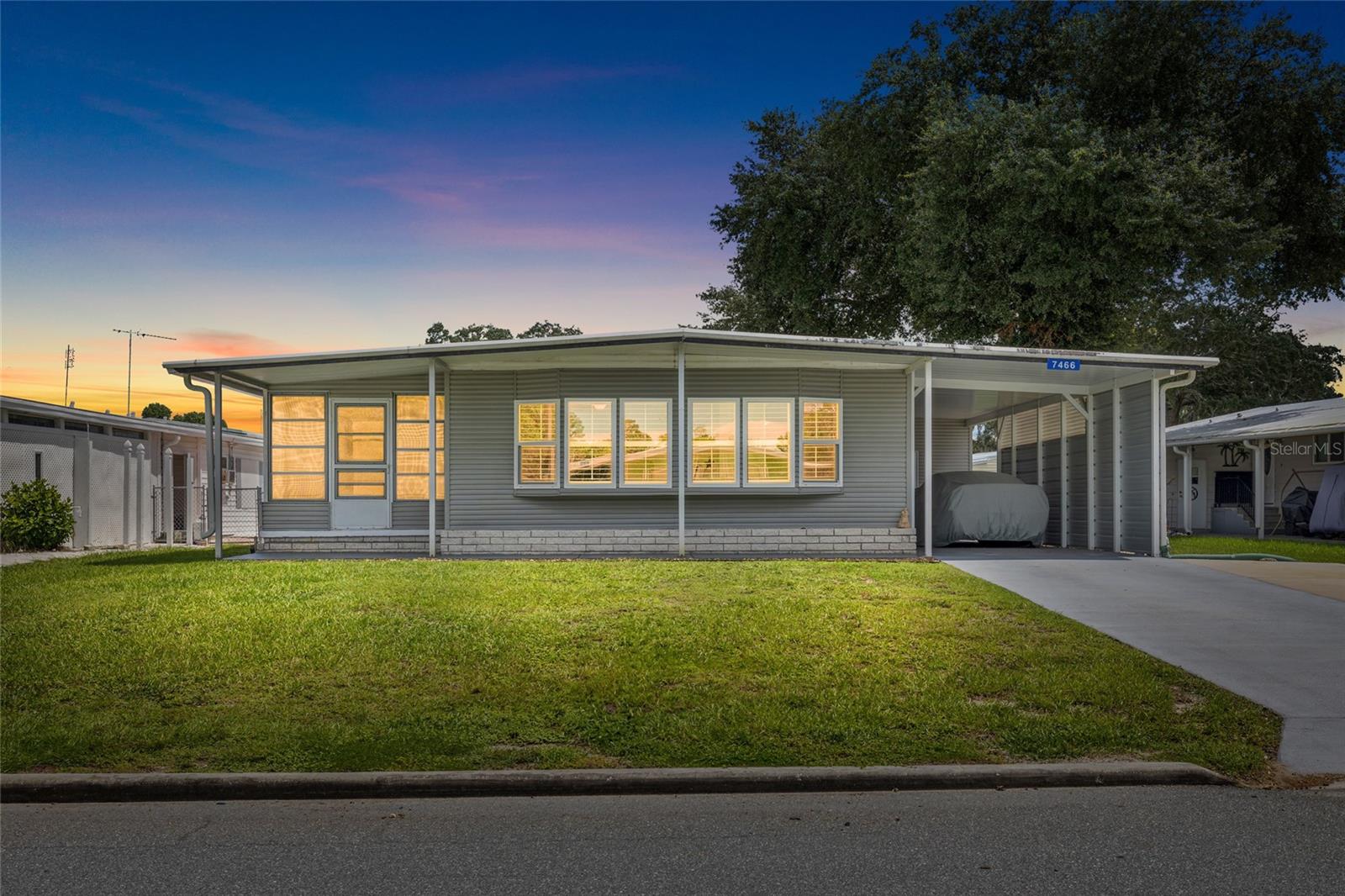 7466 Western Circle Dr, Brooksville, FL 34613