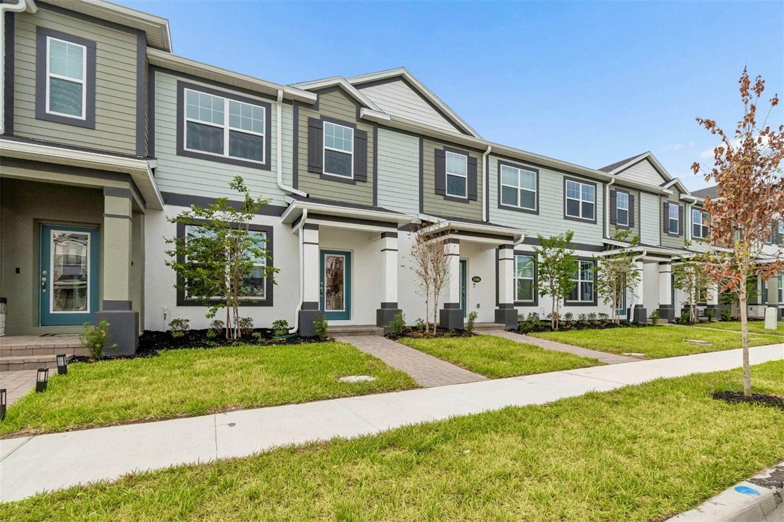 1402 Mount Royal Dr, Saint Cloud, FL 34771