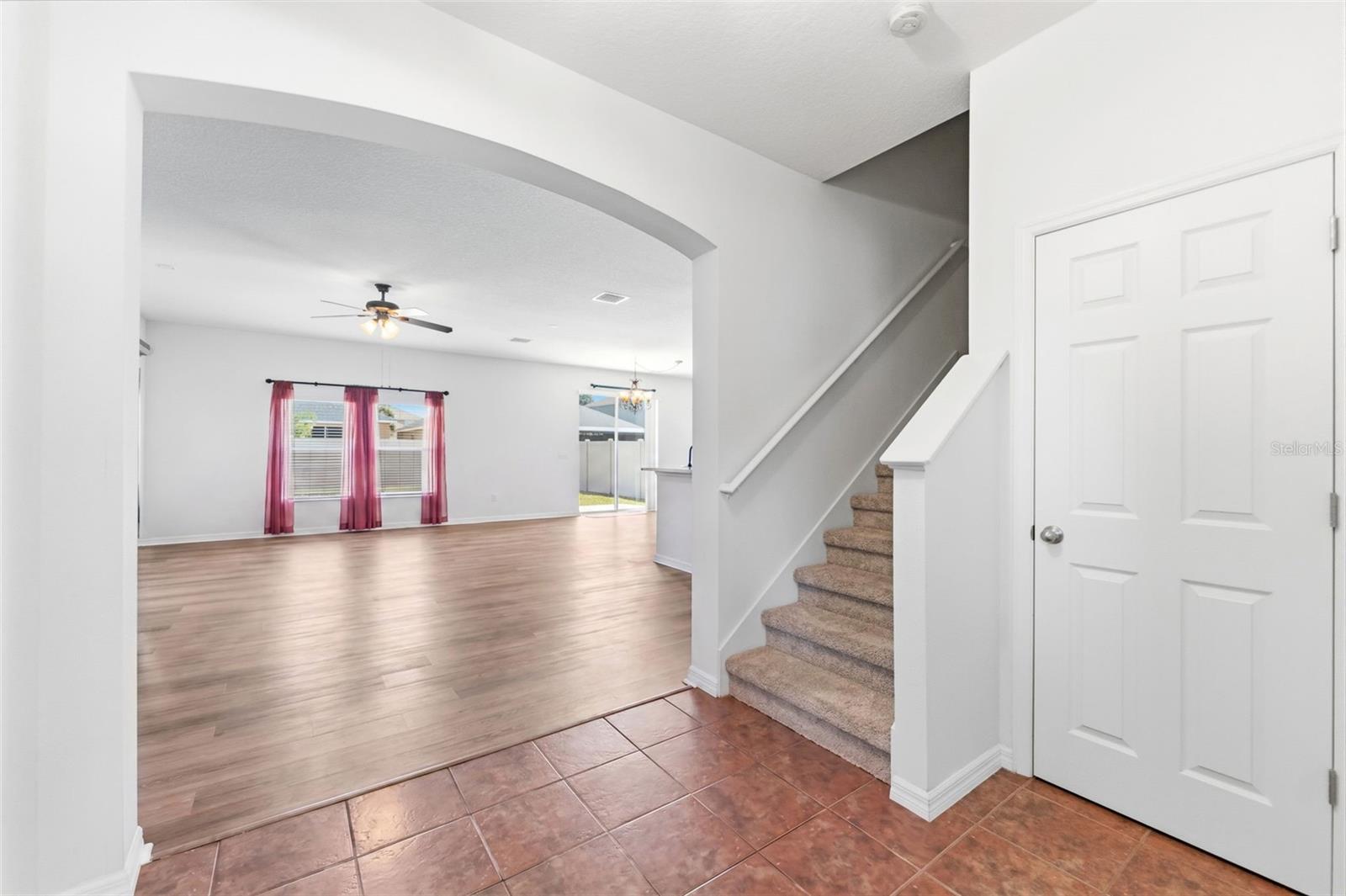 10257 Newminster Loop, Ruskin, FL 33573 photo