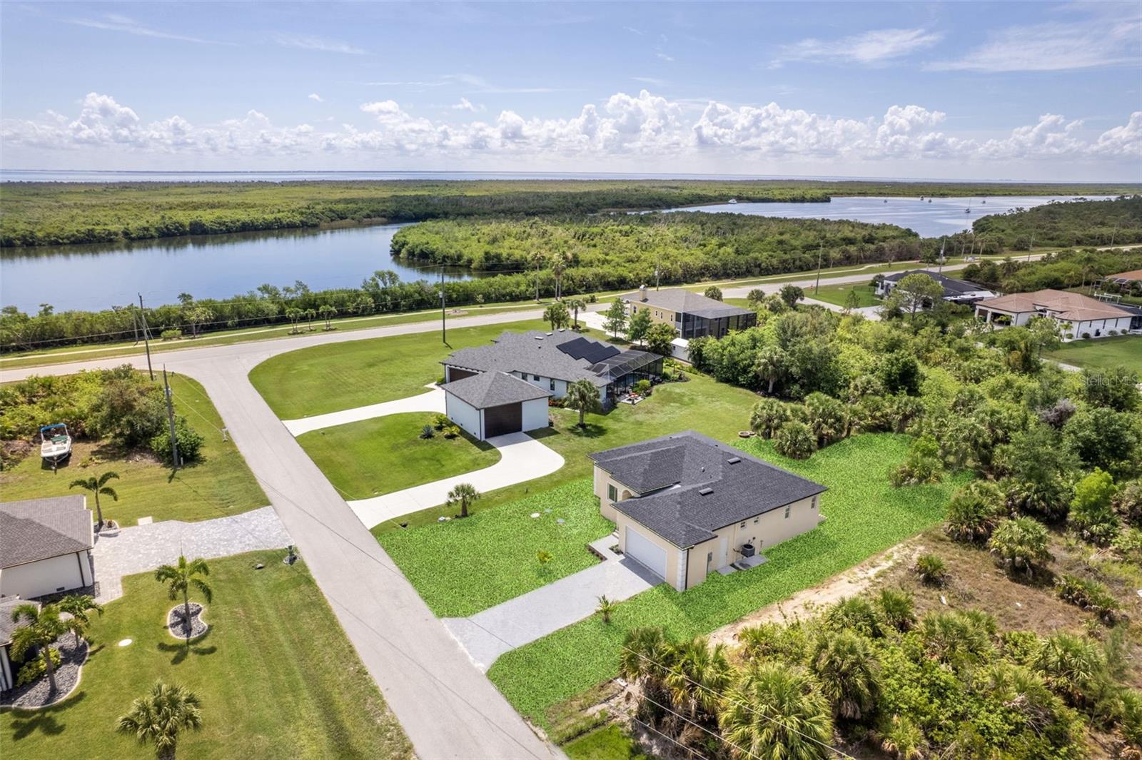 15419 Seafoam Cir, Port Charlotte, FL 33981 photo