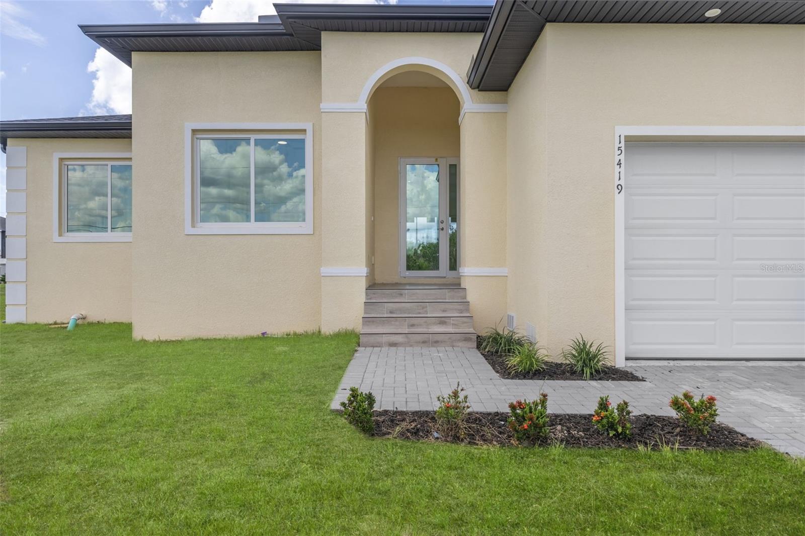 15419 Seafoam Cir, Port Charlotte, FL 33981 photo