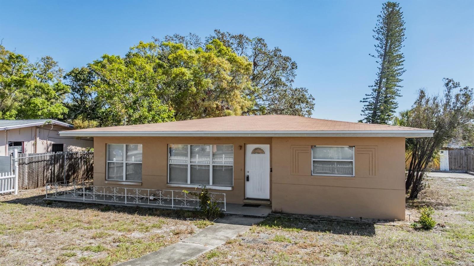 5130 Doctor Martin Luther King St, Saint Petersburg, FL 33705 photo