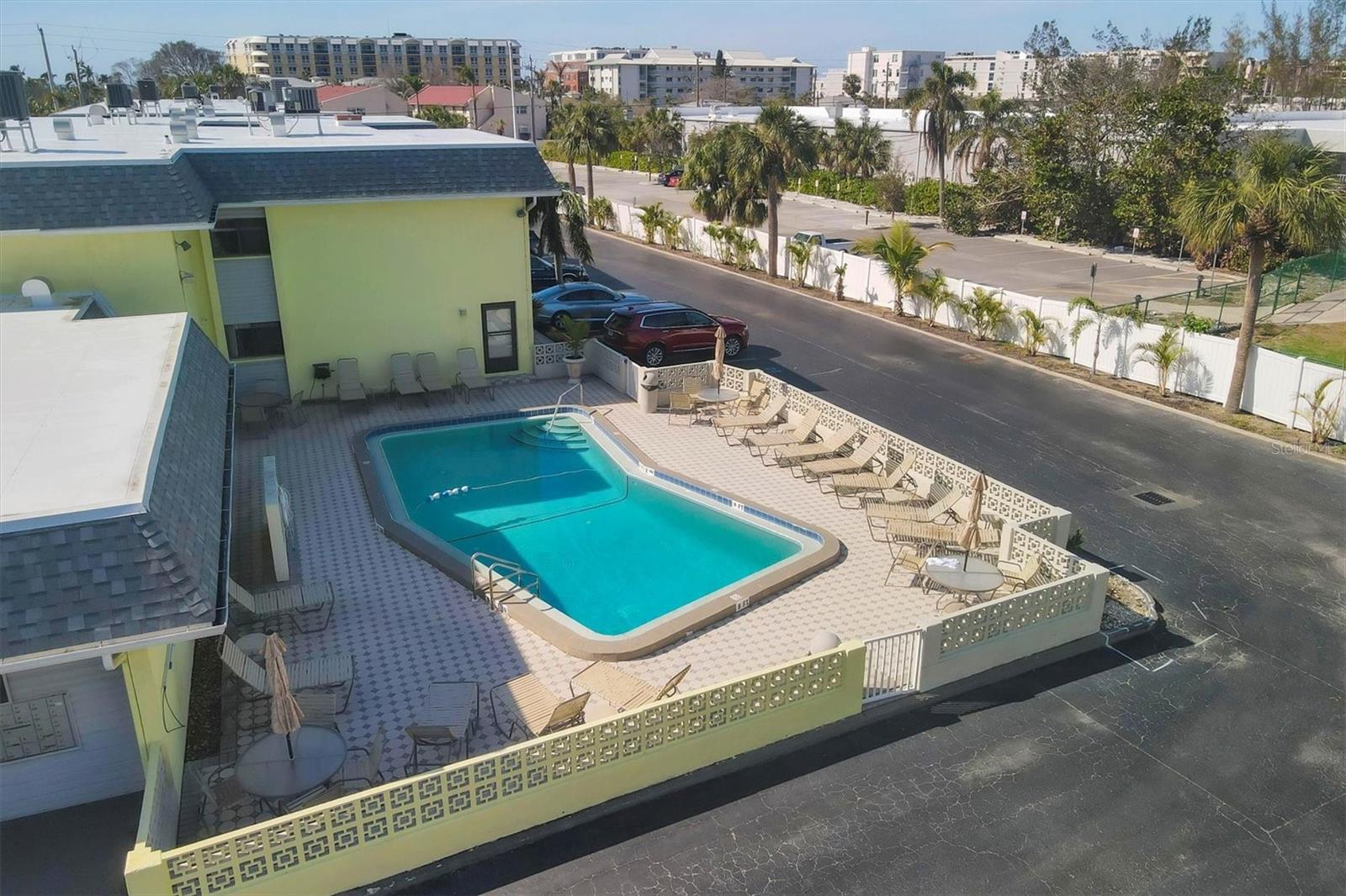 Condominium in SARASOTA FL 6703 MIDNIGHT PASS ROAD #208 29.jpg