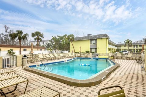 Condominium in SARASOTA FL 6703 MIDNIGHT PASS ROAD #208 27.jpg