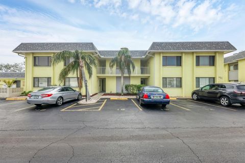Condominium in SARASOTA FL 6703 MIDNIGHT PASS ROAD #208 6.jpg