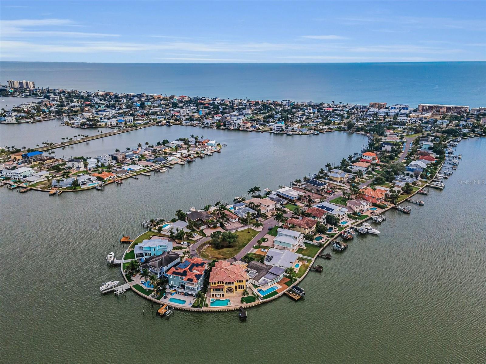 16353 Redington Dr, Redington Beach, FL 33708 photo