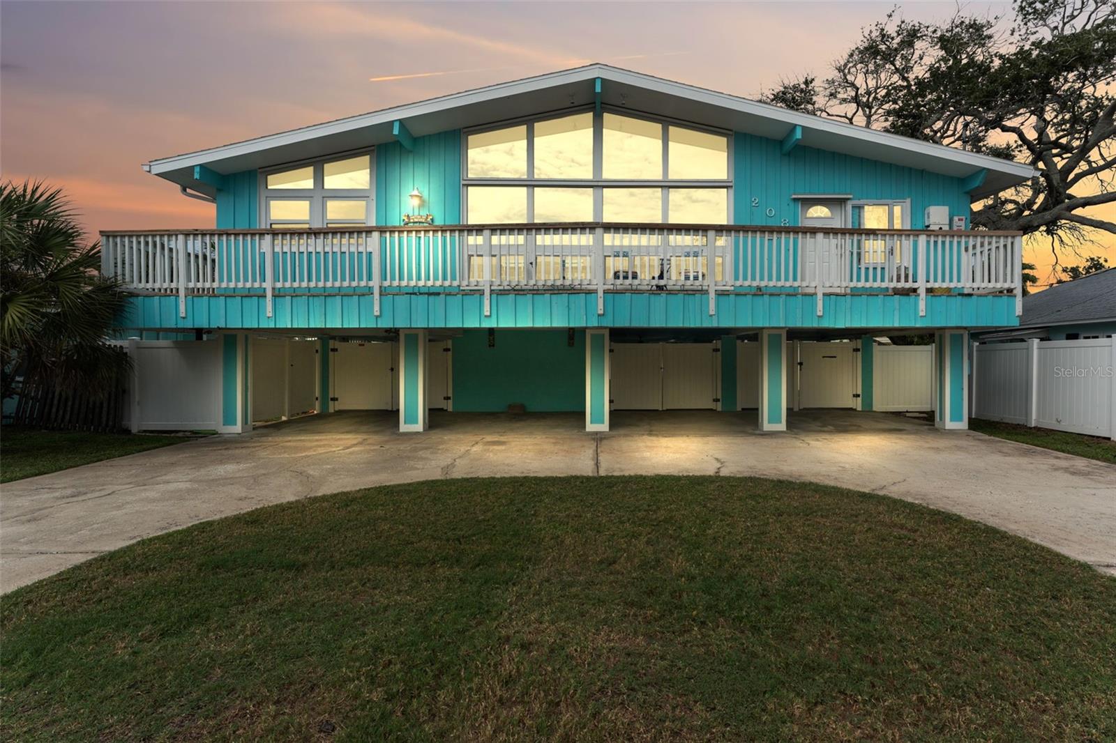 208 Bates Ave, Indian Rocks Beach, FL 33785 photo