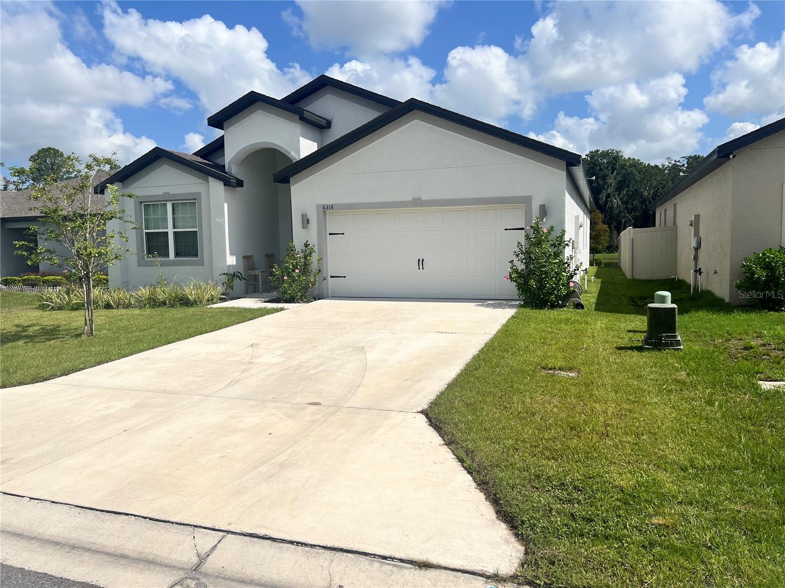 6316 Dolostone Dr, Lakeland, FL 33811 photo