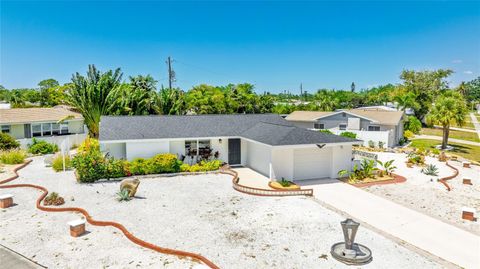 Single Family Residence in SARASOTA FL 6628 KEYSTONE DRIVE.jpg