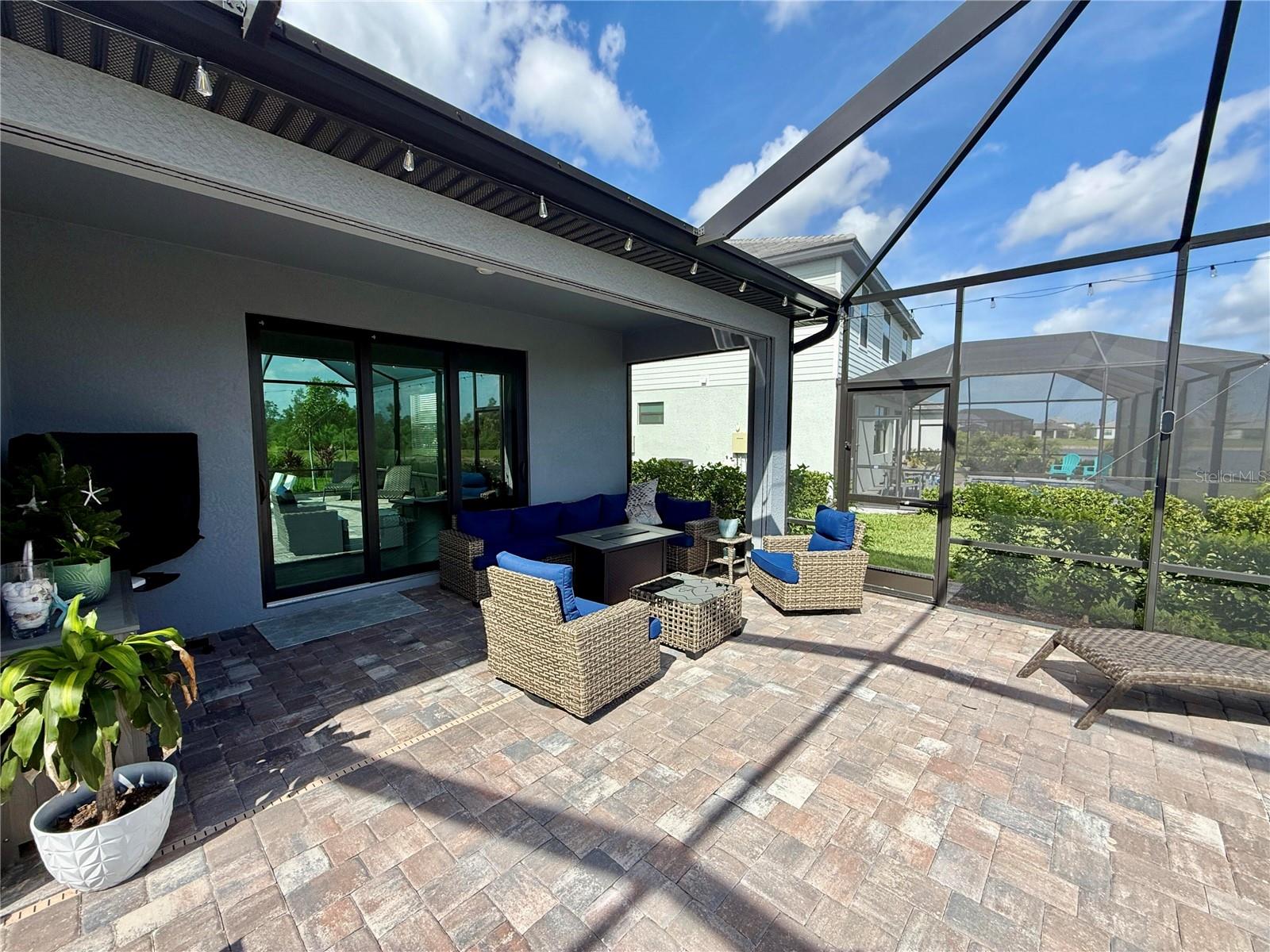 10852 Sun Drop St, Venice, FL 34293 photo