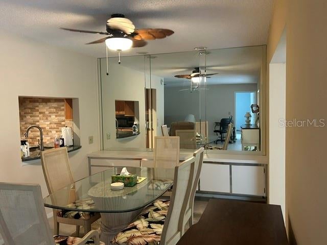 7102 W Country Club Dr, Sarasota, FL 34243 photo