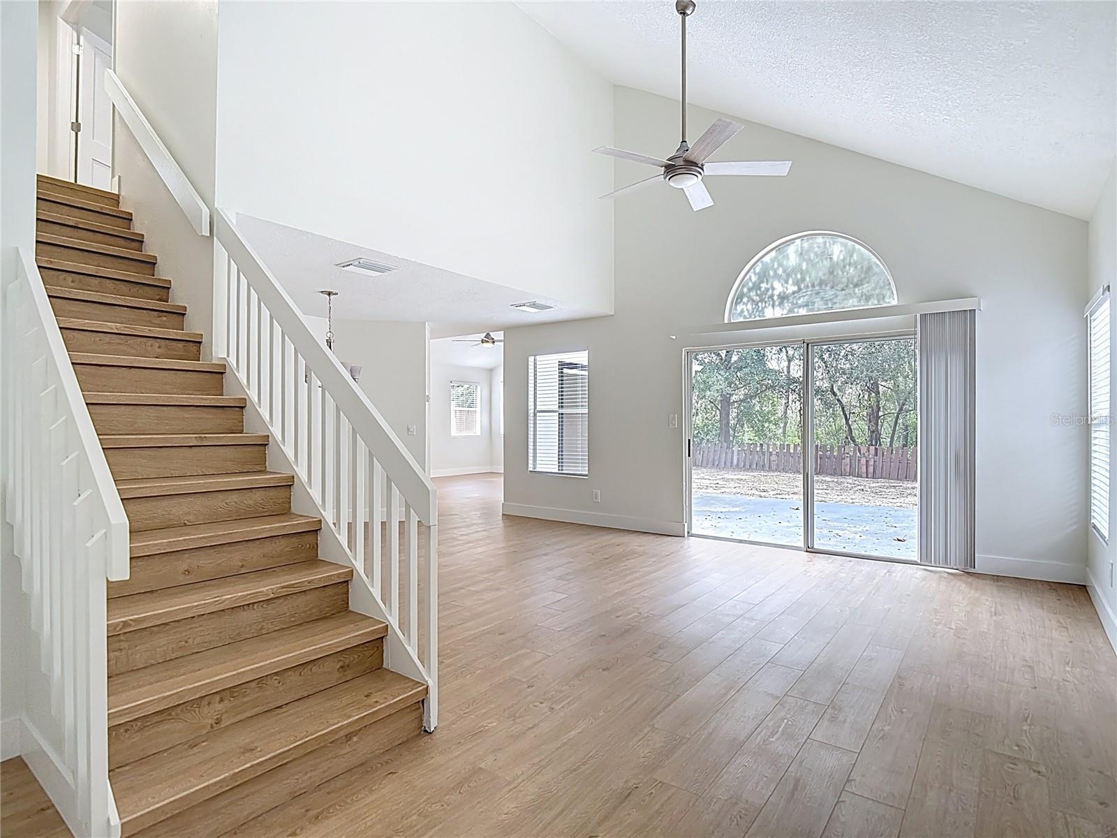 2013 Glen Forge St, Brandon, FL 33511 photo