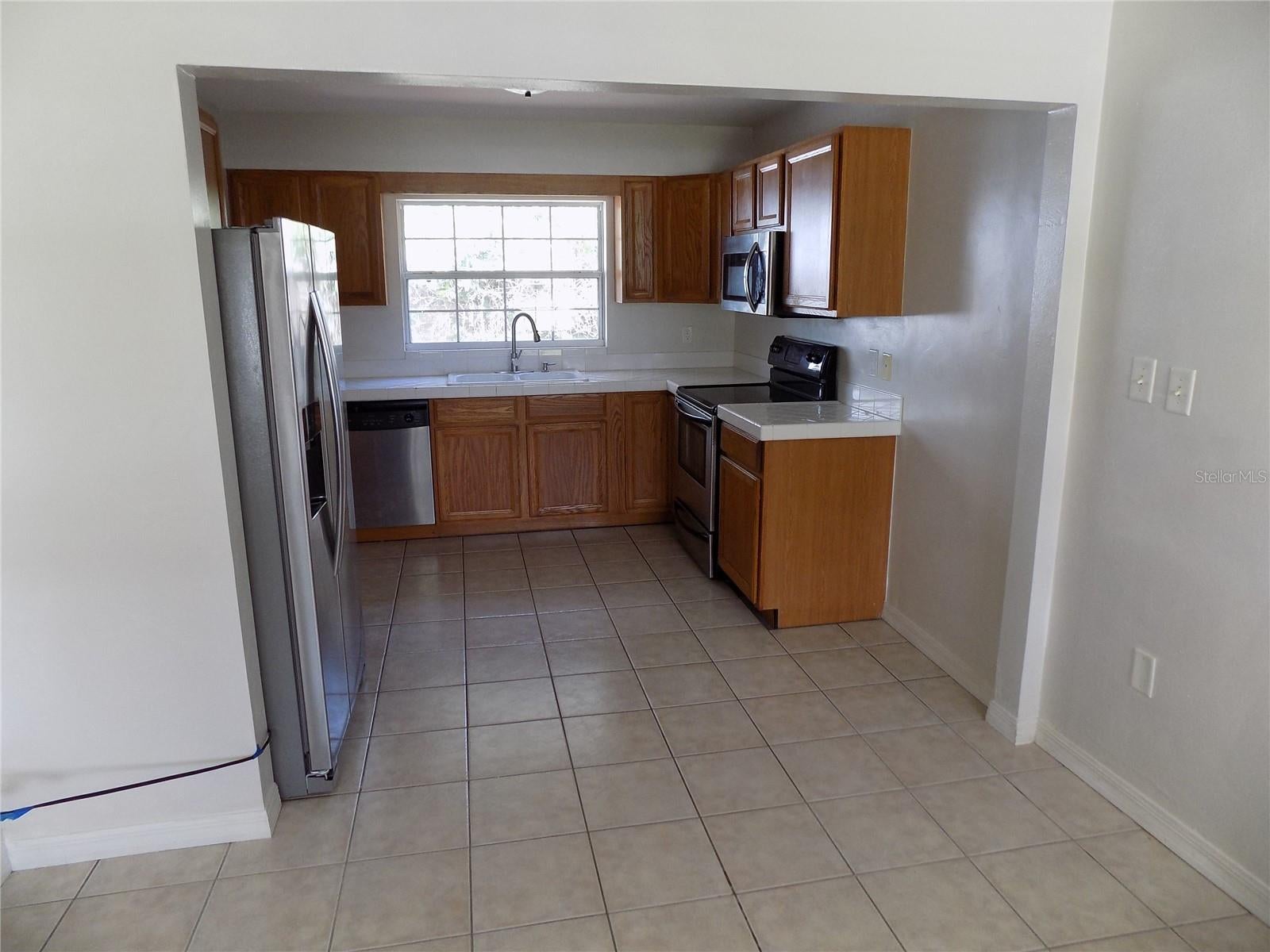 2747 Eastland Rd, Mount Dora, FL 32757 photo
