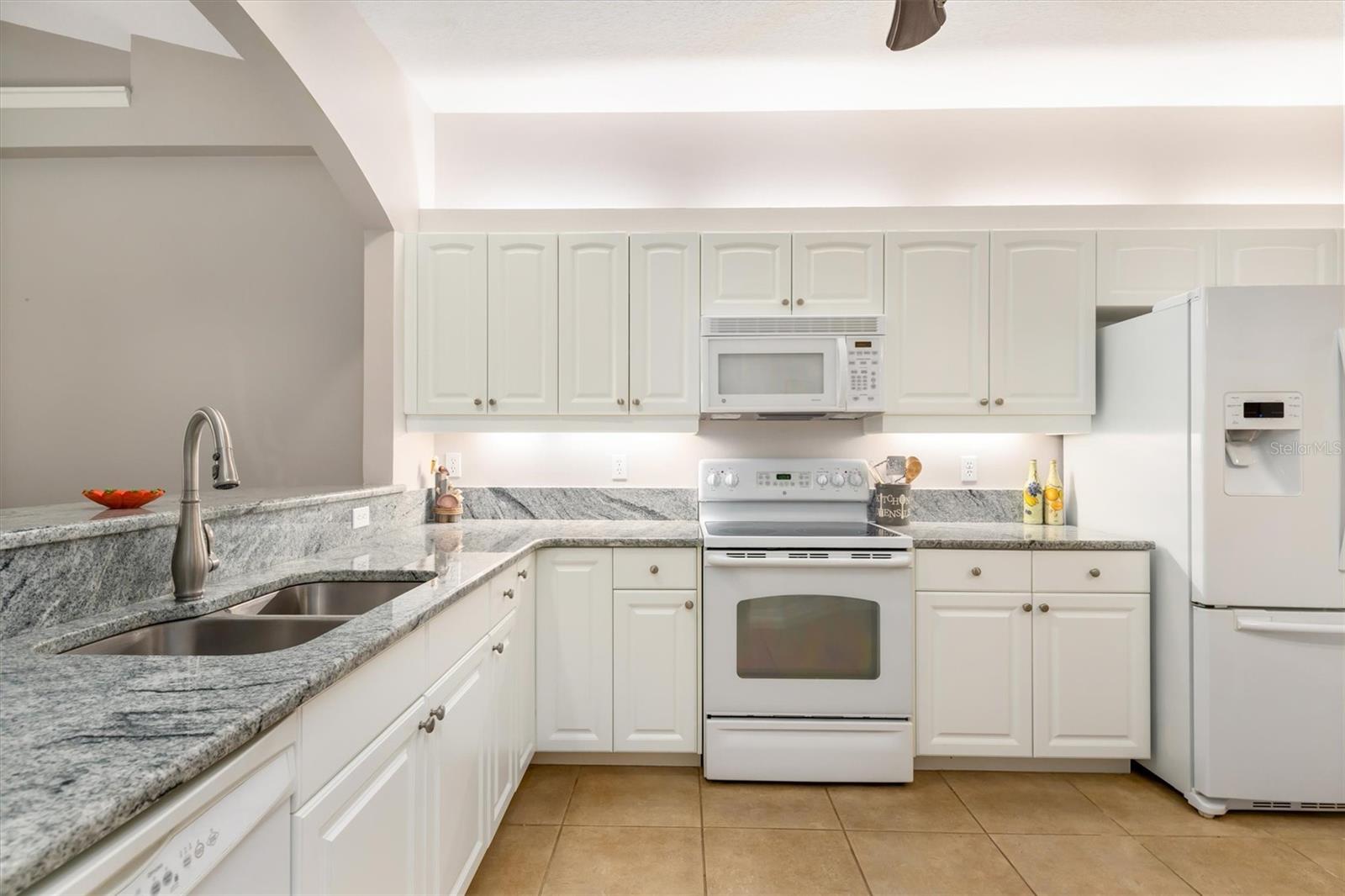 786 Tartan Dr, Venice, FL 34293 photo