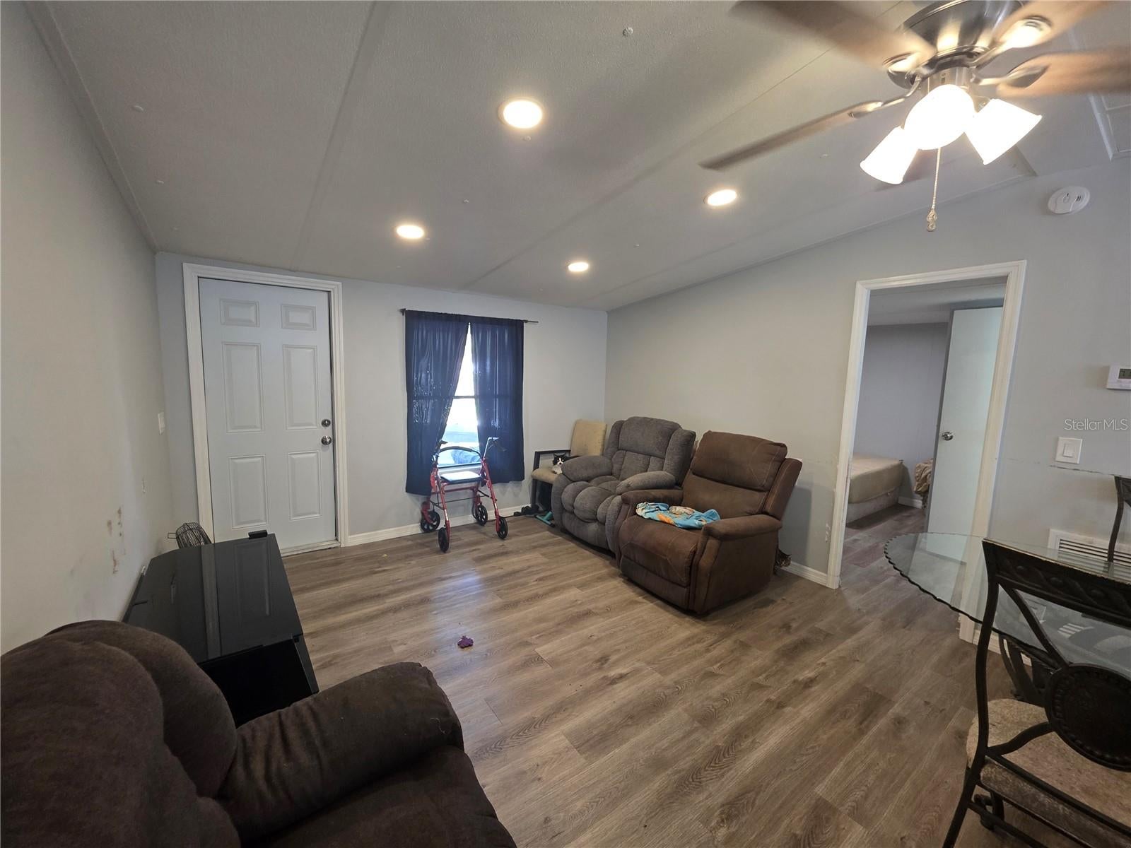 34924 Talisman St, Dade City, FL 33523 photo