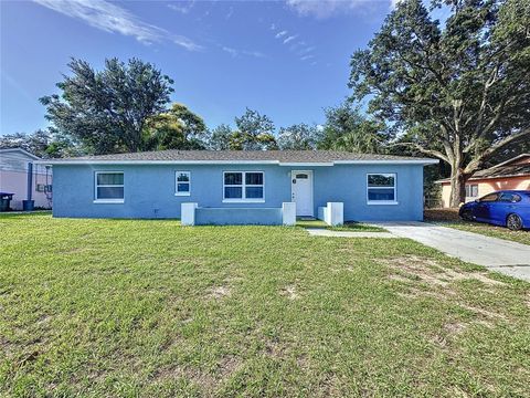 Single Family Residence in ORLANDO FL 7211 PINION DRIVE.jpg