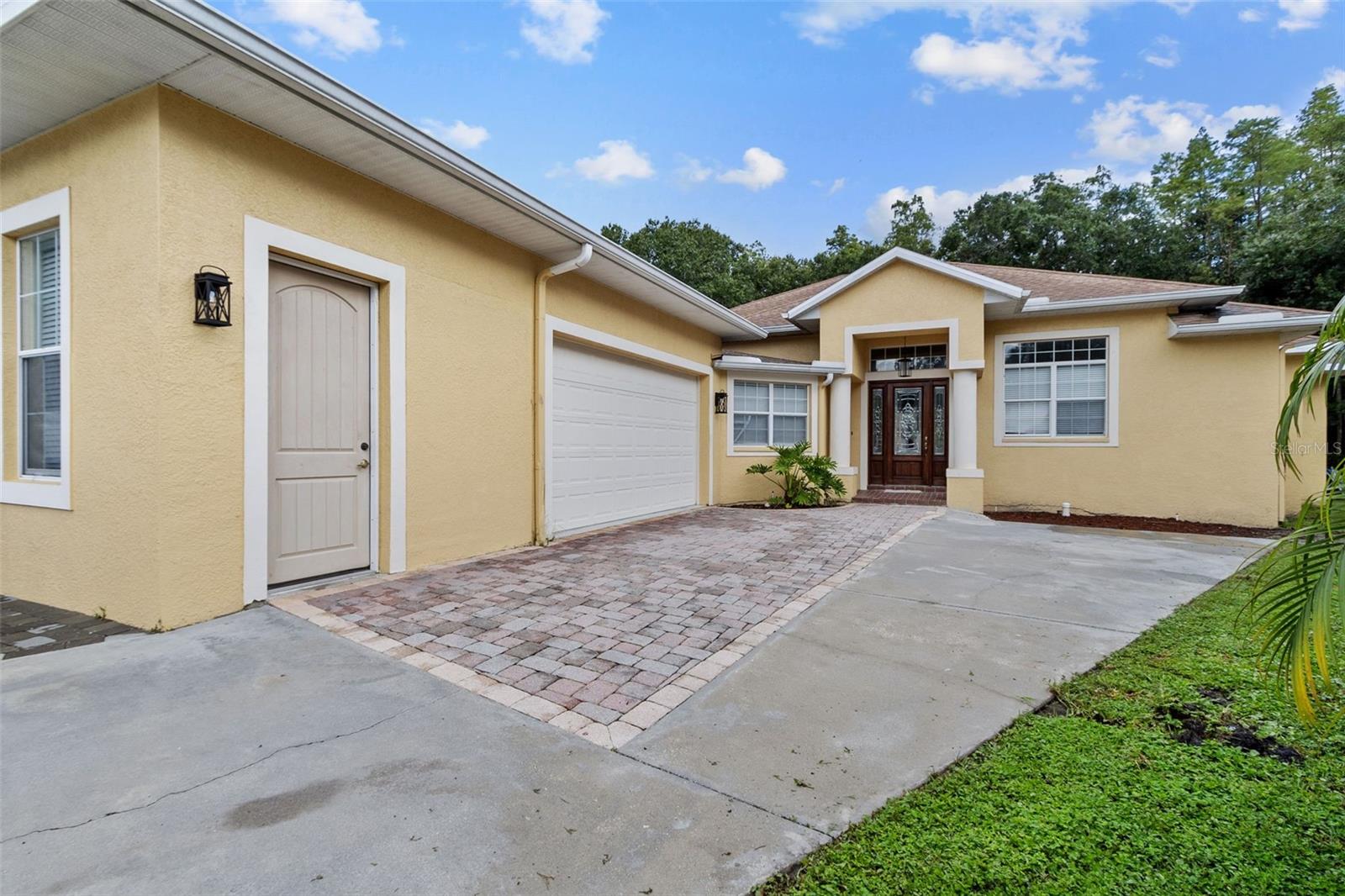 4116 Woodacre Ln, Tampa, FL 33624 photo