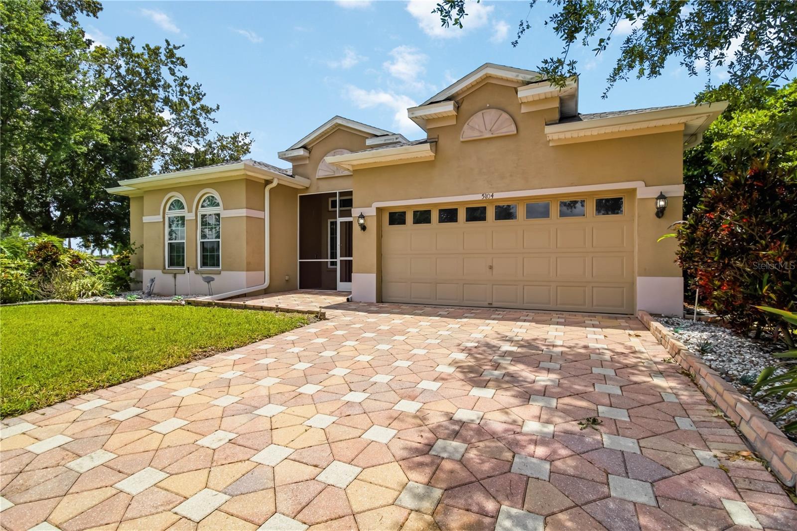 5104 52 Ave, Bradenton, FL 34210 photo