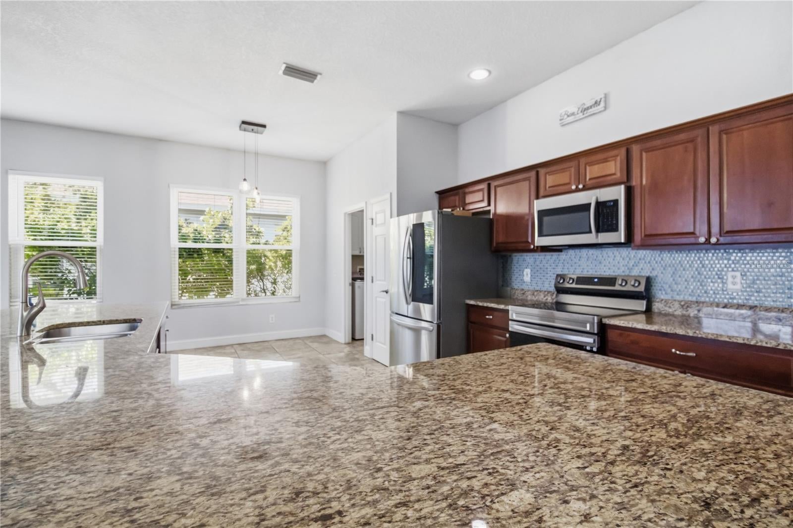 5104 52 Ave, Bradenton, FL 34210 photo