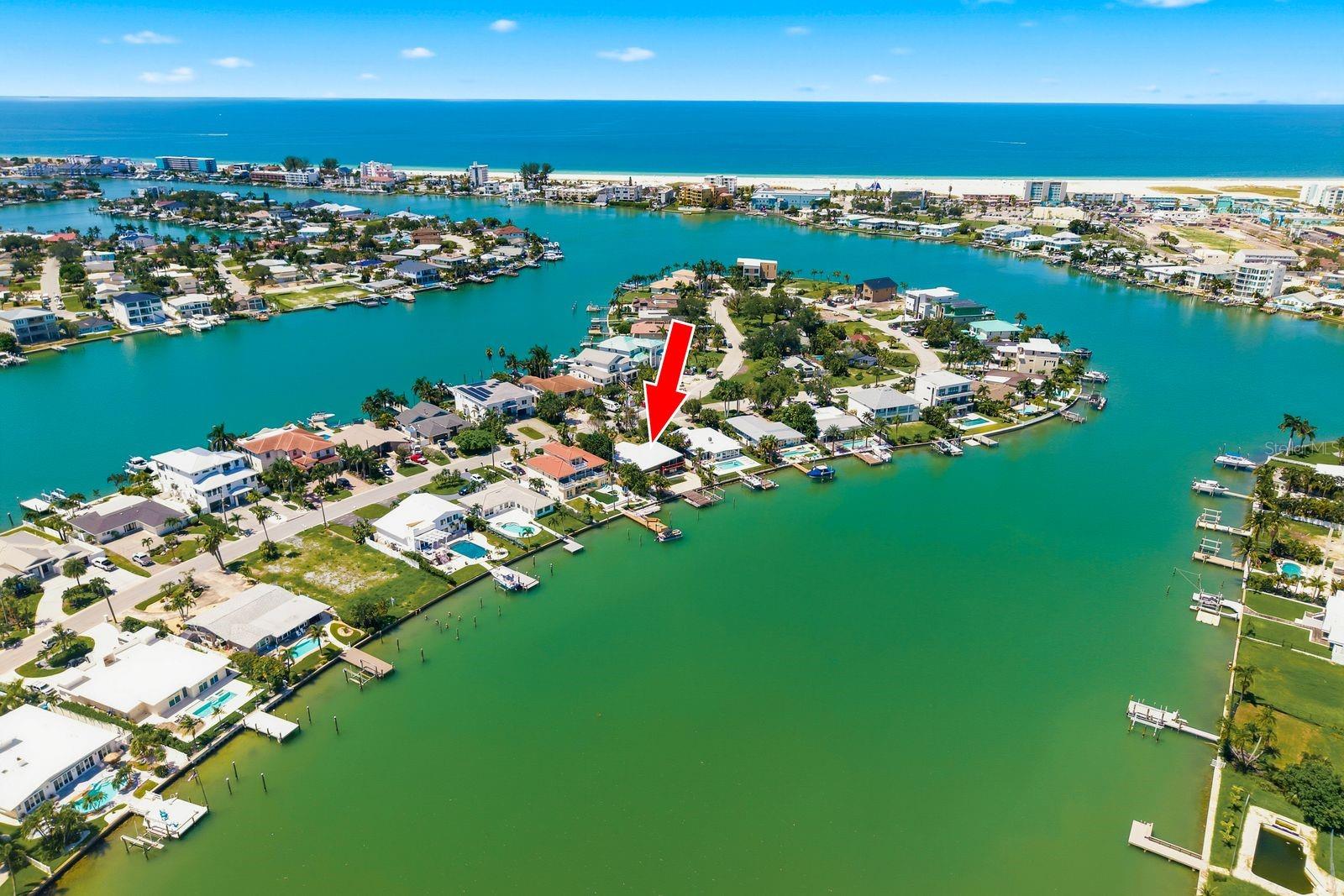 31 Dolphin Dr, Treasure Island, FL 33706 photo
