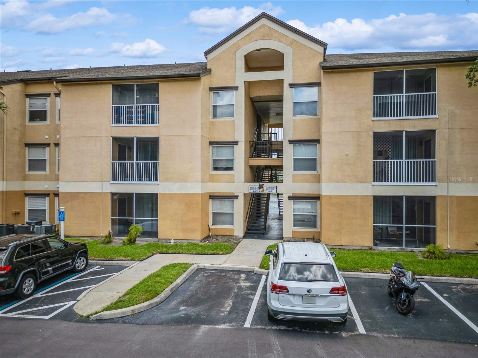 8801 Latrec Ave, Orlando, FL 32819