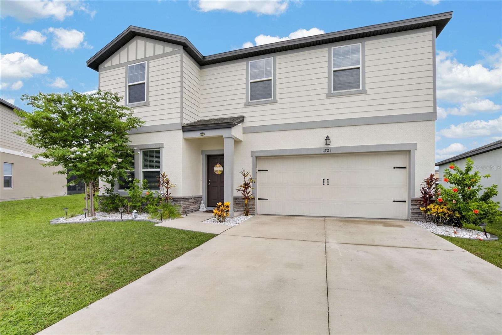 1325 Anchor Bend Dr, Ruskin, FL 33570