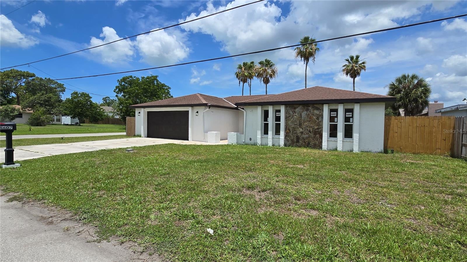 8607 Longboat Ln, Hudson, FL 34667 photo