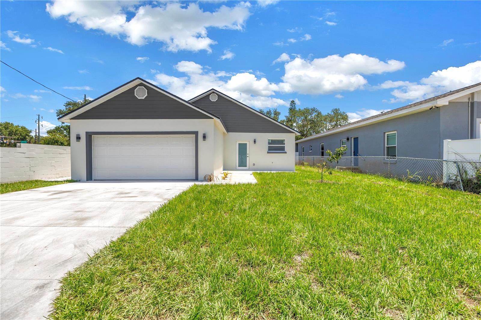 1827 16 St, Saint Petersburg, FL 33705 photo