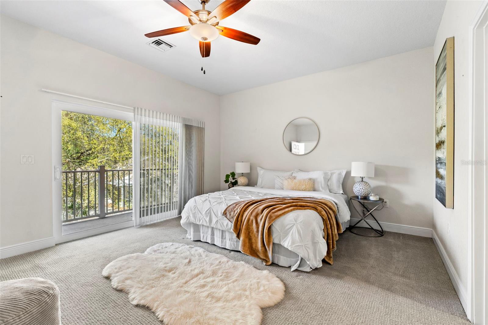 771 Date Palm Ln, Saint Petersburg, FL 33707 photo