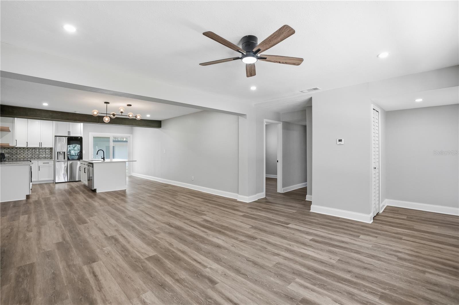 707 Aberdeen Cir, Tampa, FL 33617 photo