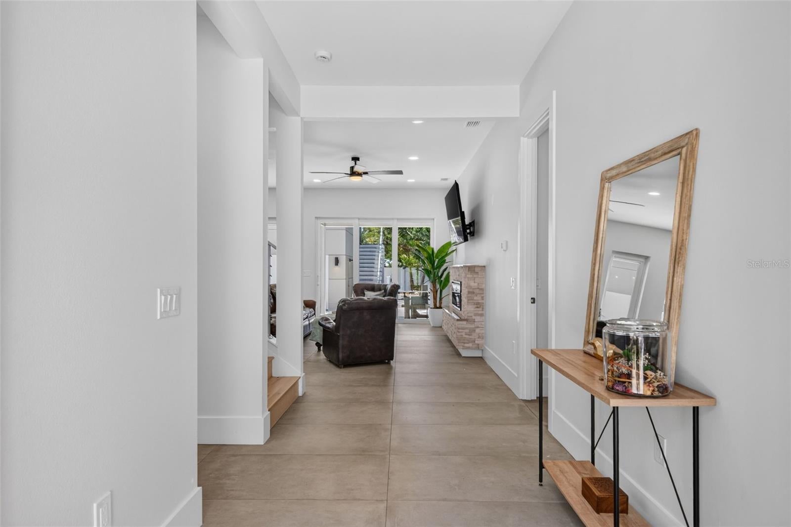 2430 Floyd St, Sarasota, FL 34239 photo