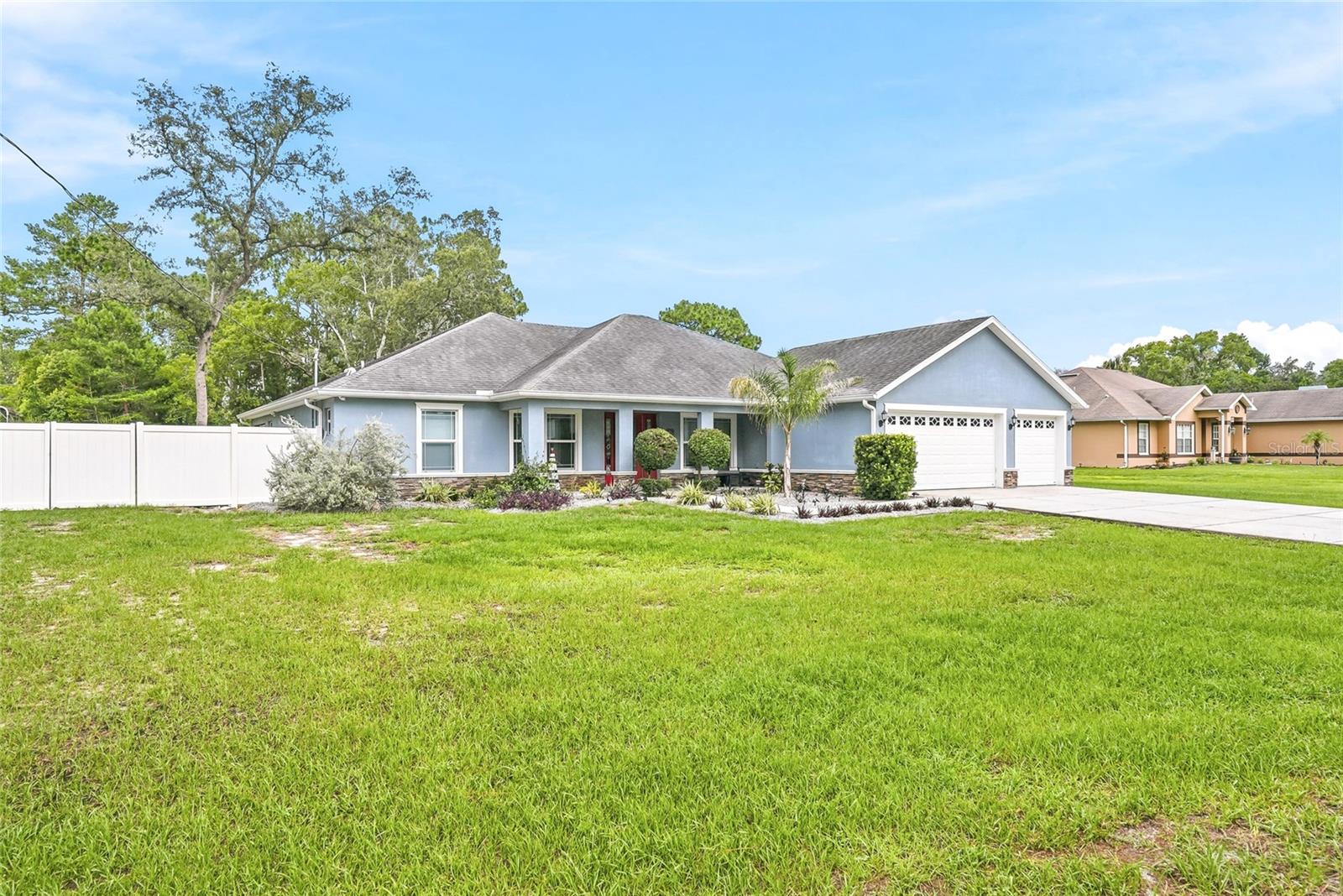 1180 Battersea Ave, Spring Hill, FL 34609 photo