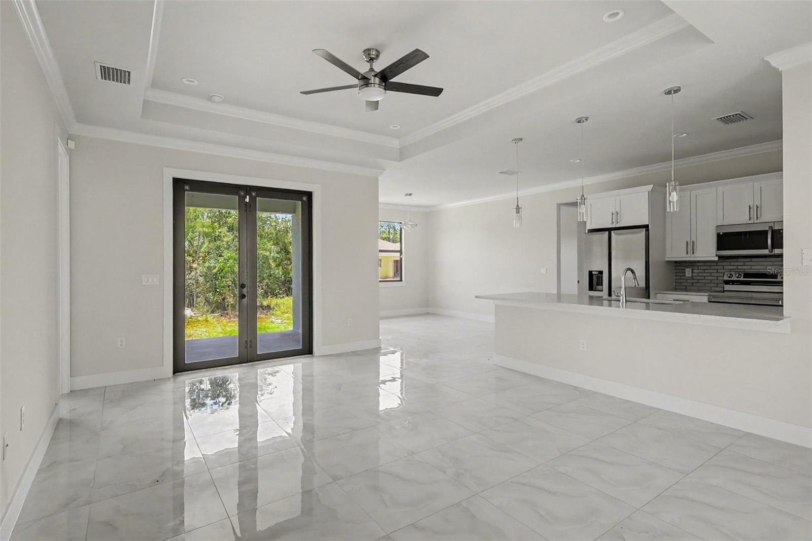 2420 52 Ave, Naples, FL 34120 photo