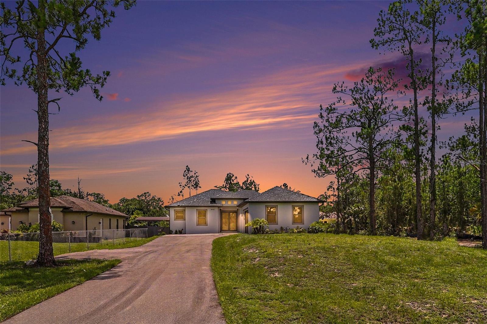 2420 52 Ave, Naples, FL 34120