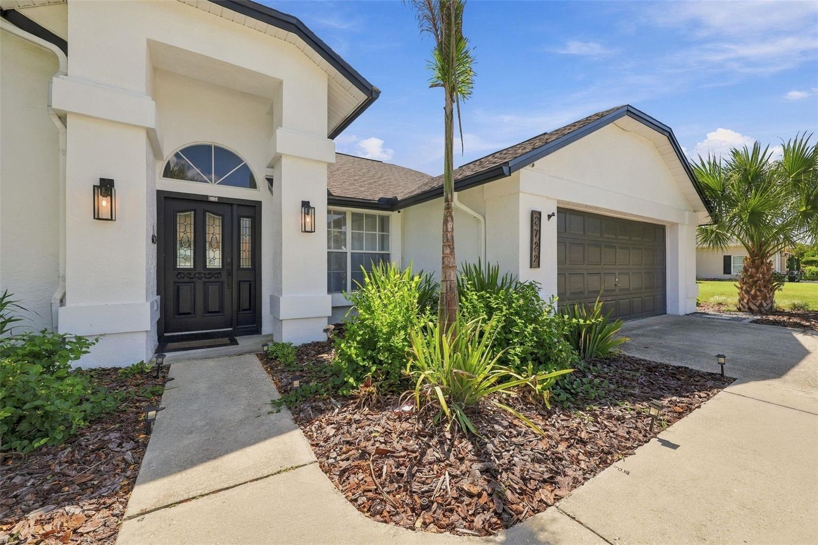 2722 Buckhorn Oaks Dr, Valrico, FL 33594 photo