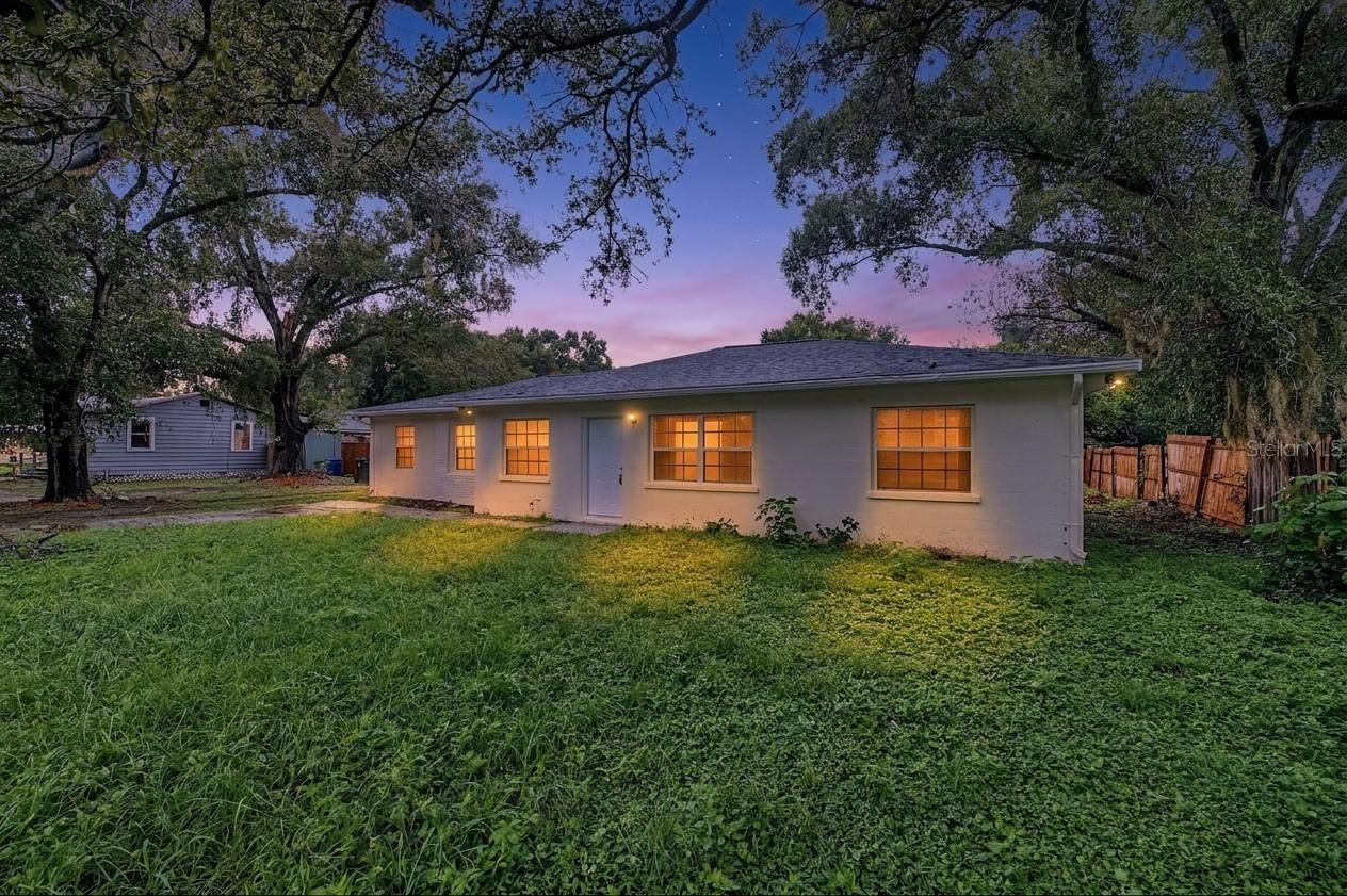 810 120 Ave, Tampa, FL 33612