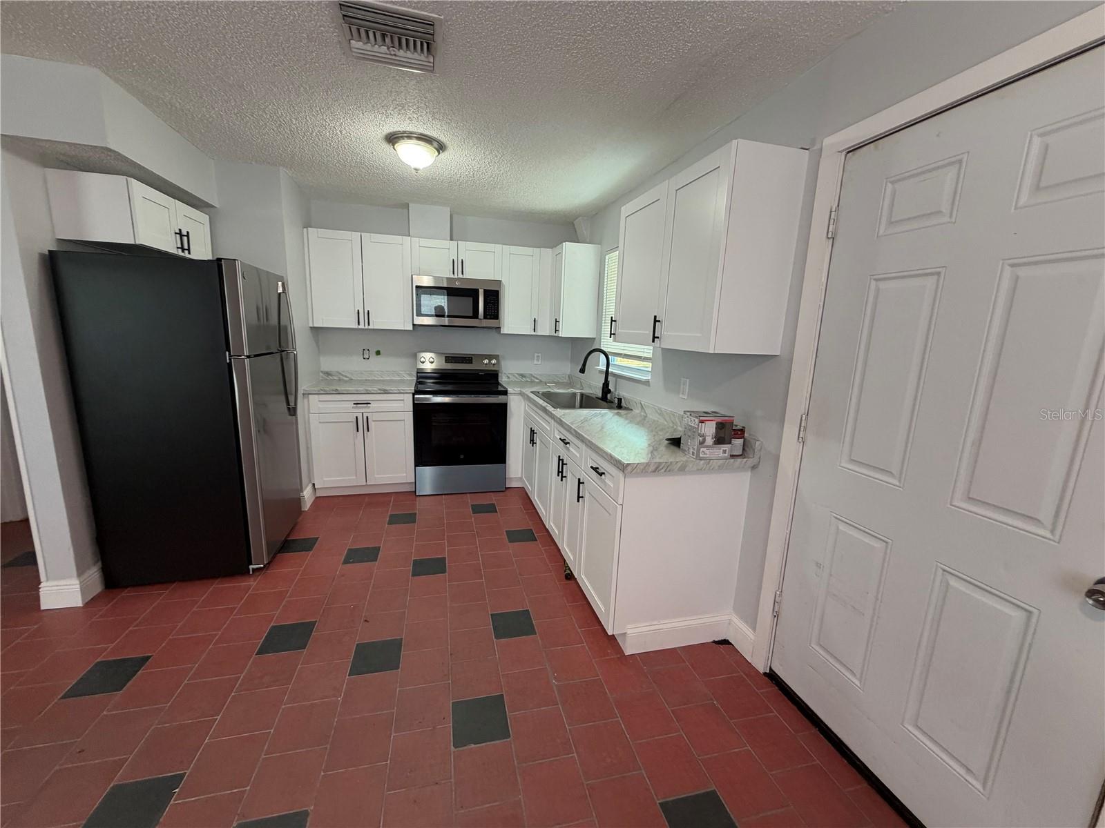 3096 Green Acres Ave, Largo, FL 33771 photo