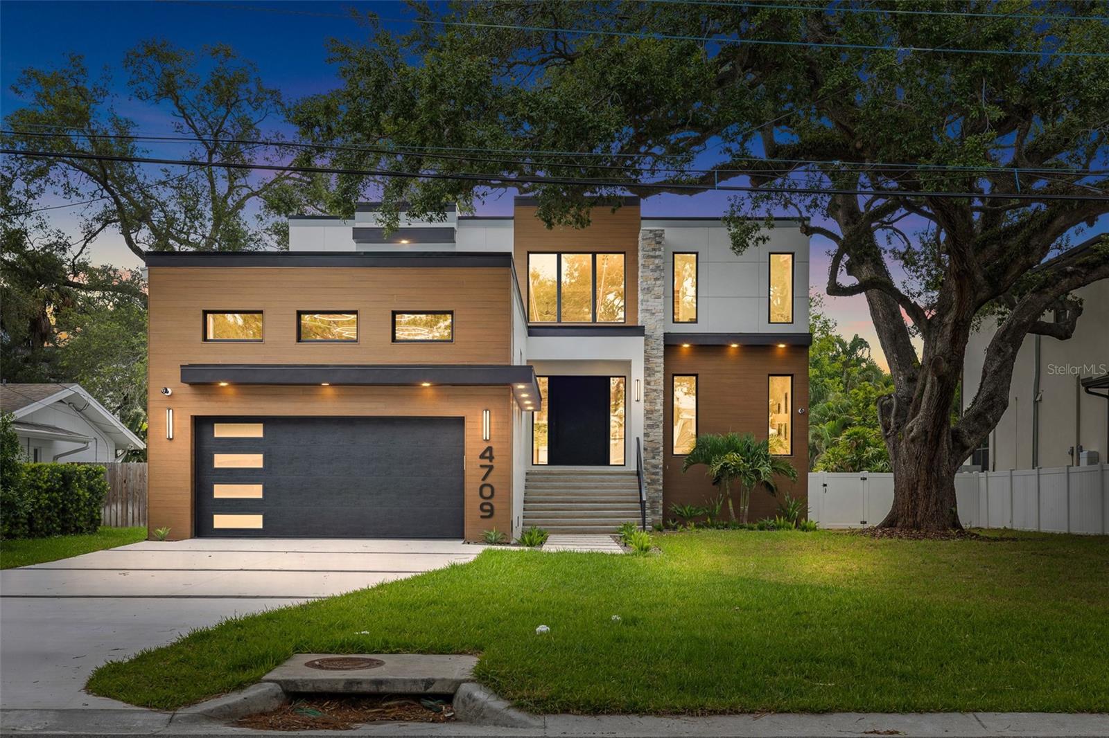 4709 Estrella St, Tampa, FL 33629
