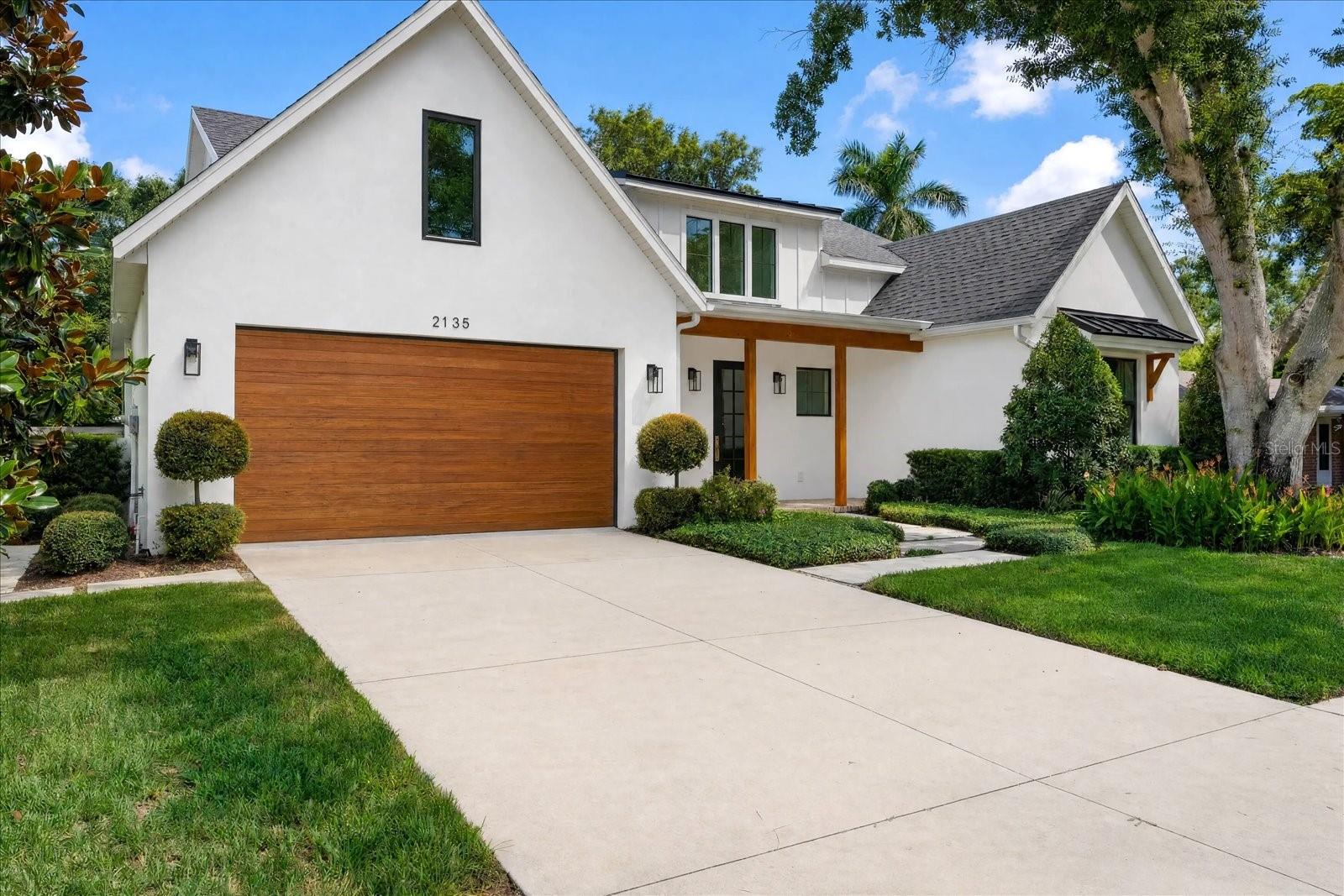 2135 Datura St, Sarasota, FL 34239 photo