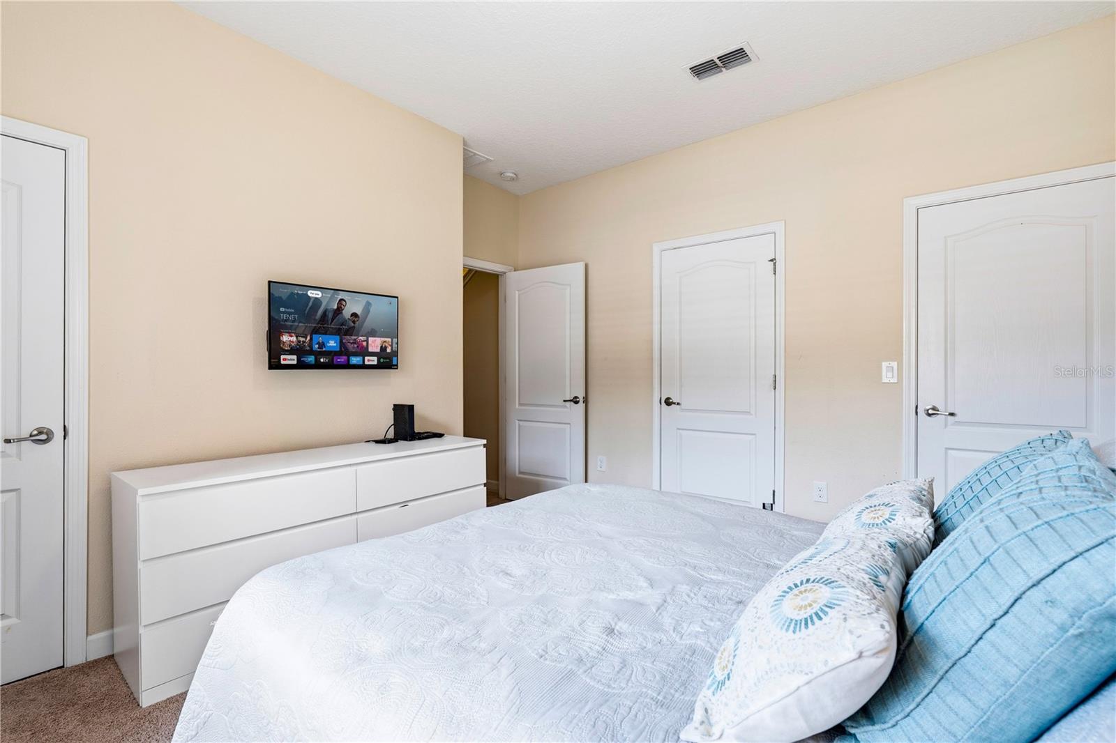 2975 Banana Palm Drive Dr, Kissimmee, FL 34747 photo